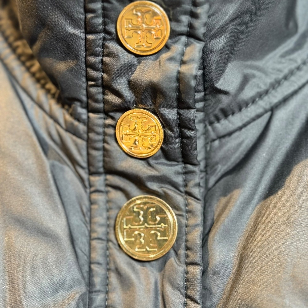 Tory Burch Black Quilted Puffer Vest Gold Logo Snap Button Preppy Luxury Large L - Picture 4 of 10